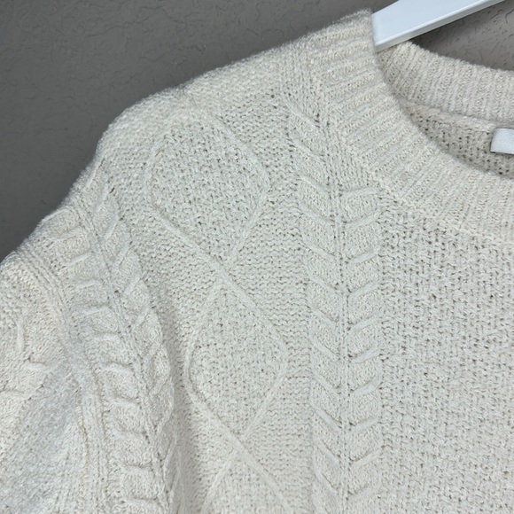 Vince Merino Wool Blend Cream Long Sleeve Crew Neck Cable Knit Sweater Size M - Picture 5 of 14